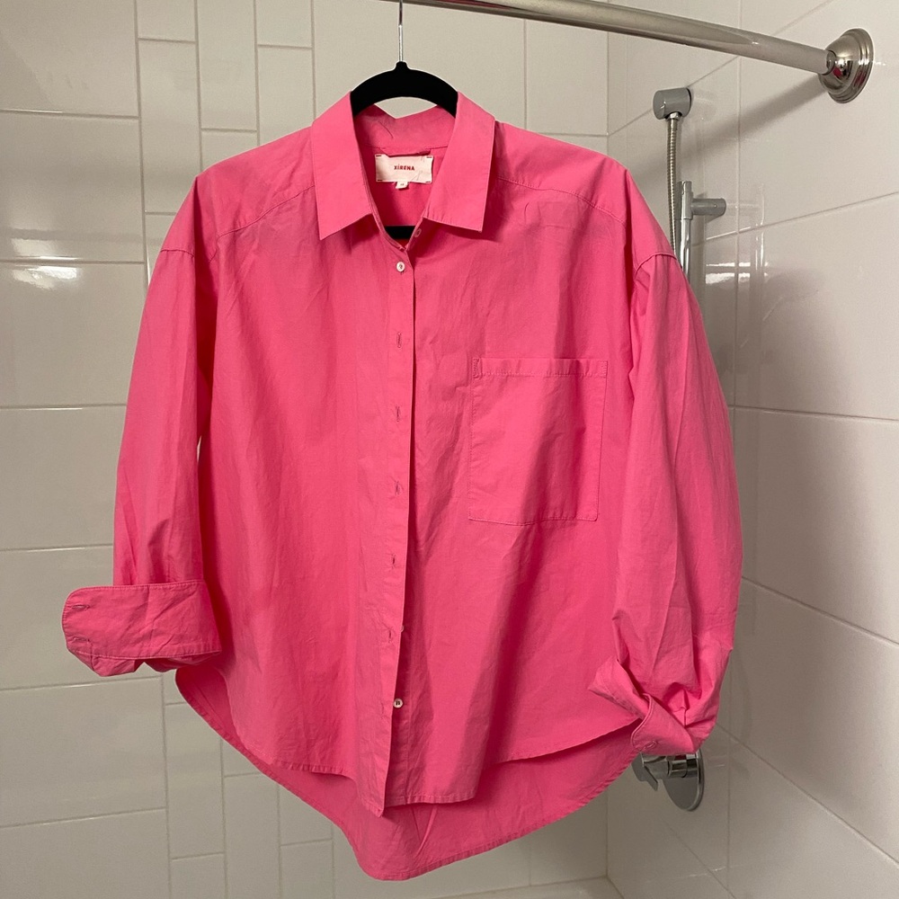 XiRENA Fuchsia Cotton Button-Up Blouse
